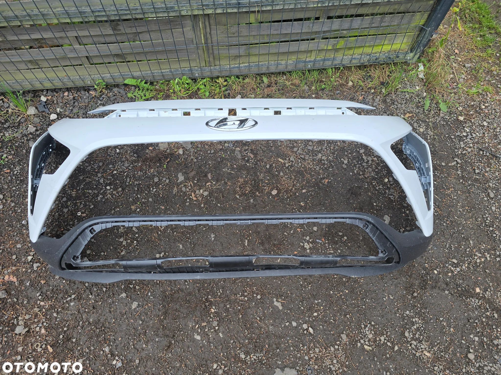 Hyundai bayon zderzak przód ładny na pdc - 1