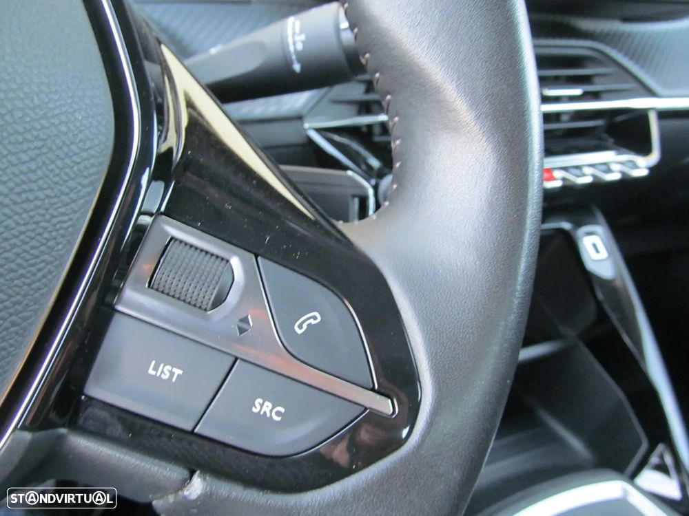 Peugeot 208 1.2 PureTech Active Pack - 17