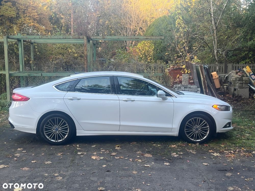 Ford Fusion - 1