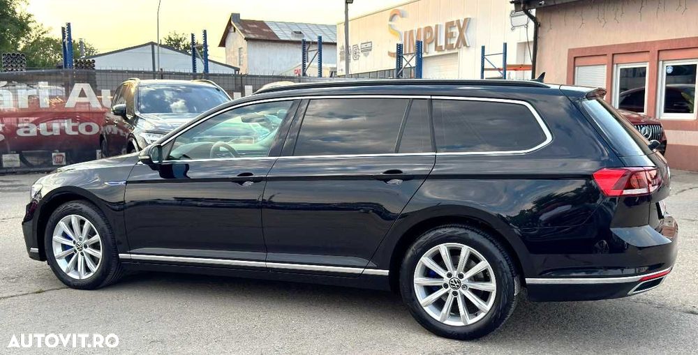 Volkswagen Passat - 5