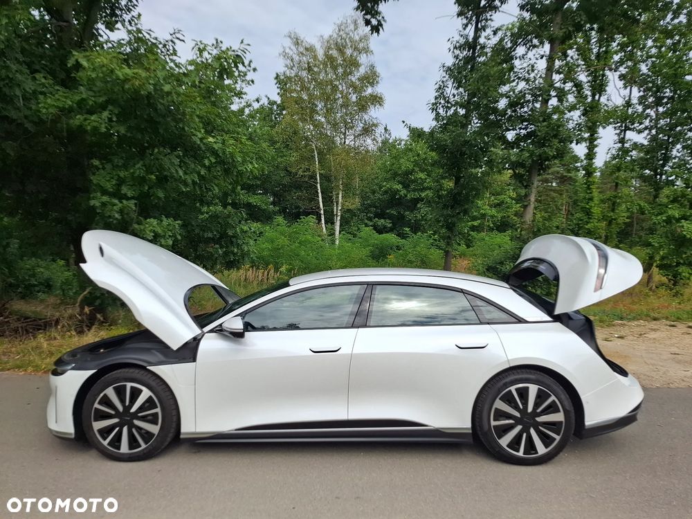Lucid Air - 19