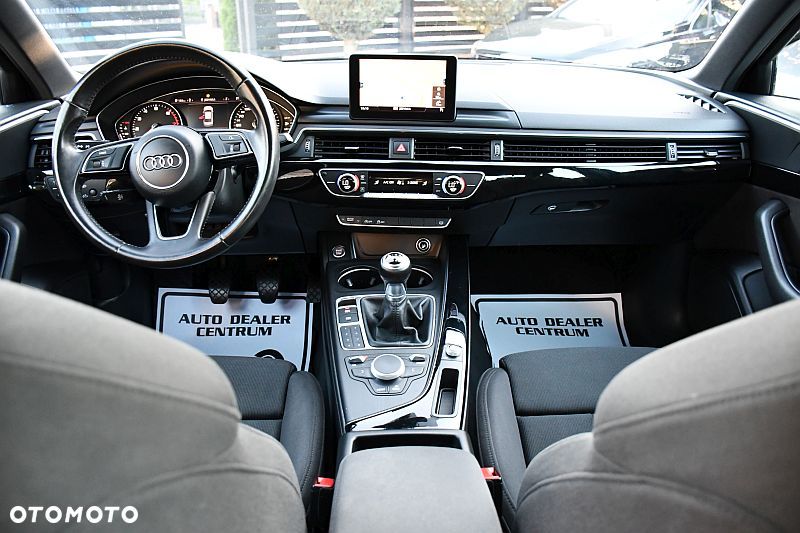Audi A4 Limousine 1.4 TFSI Sport - 24