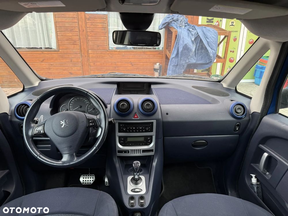 Peugeot 1007 - 10