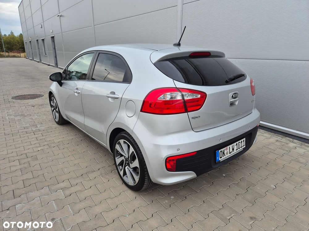 Kia Rio - 9