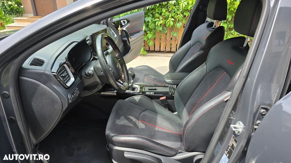 Kia Pro Ceed 1.6 T-GDI GT - 16