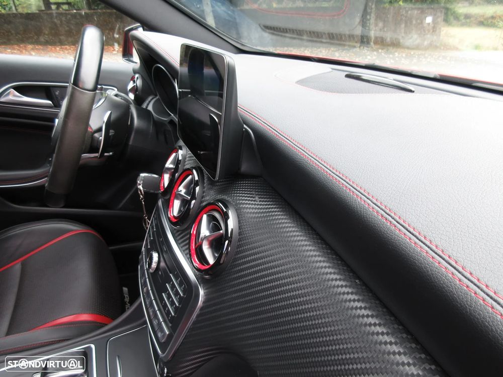Mercedes-Benz A 45 AMG 4-Matic - 31