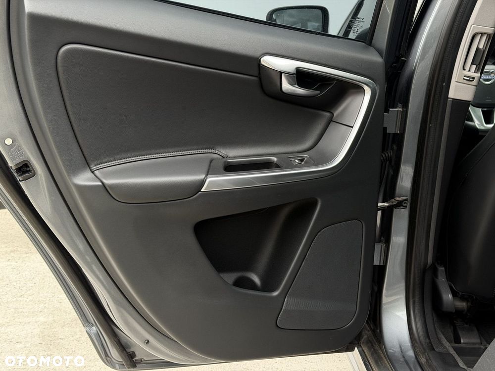 Volvo XC 60 - 11