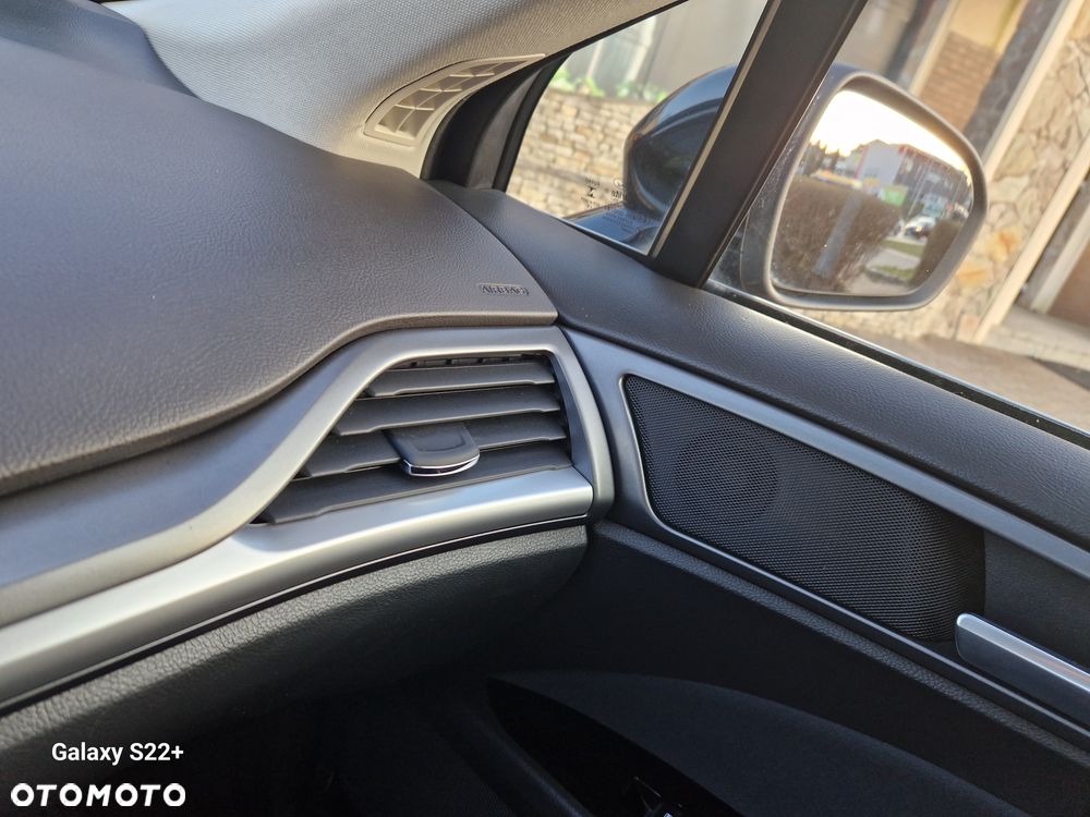 Ford Mondeo Turnier 2.0 EcoBoost Start-Stopp Autom Titanium - 21