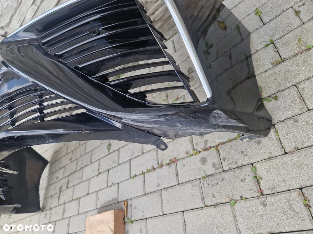 Zderzak Toyota Mirai - 8