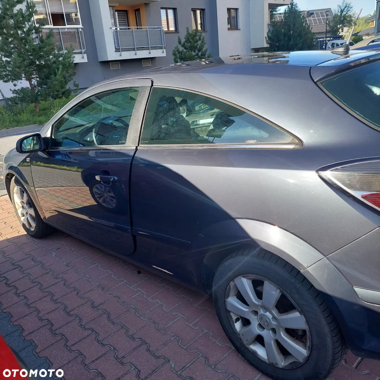 Opel Astra III GTC 1.7 CDTI Sport - 8