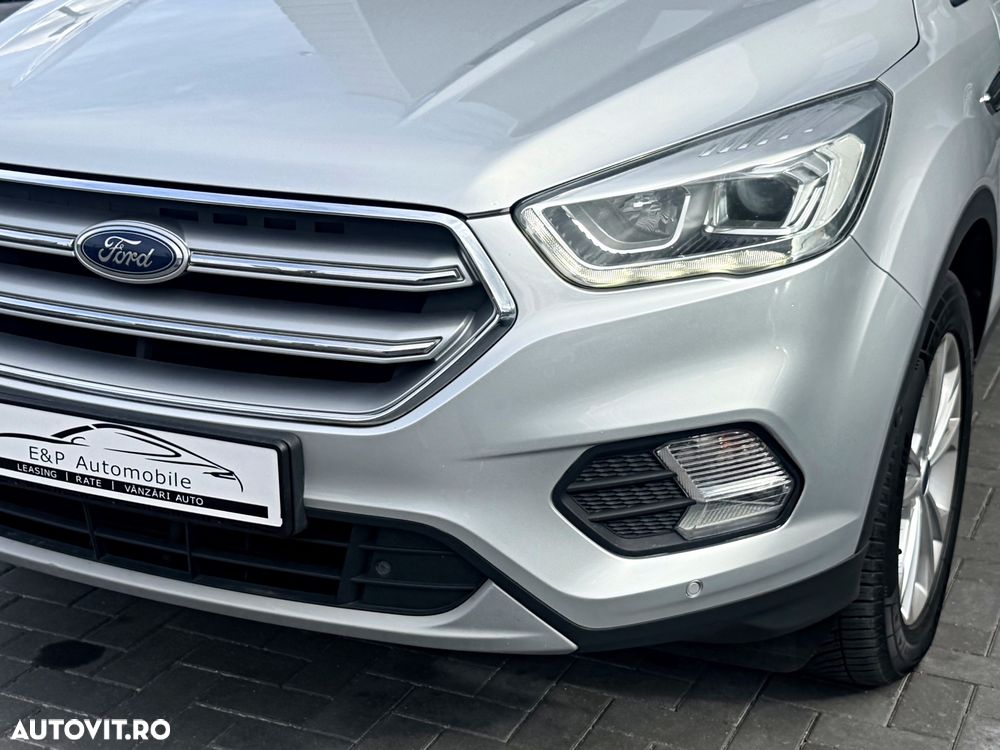 Ford Kuga - 11