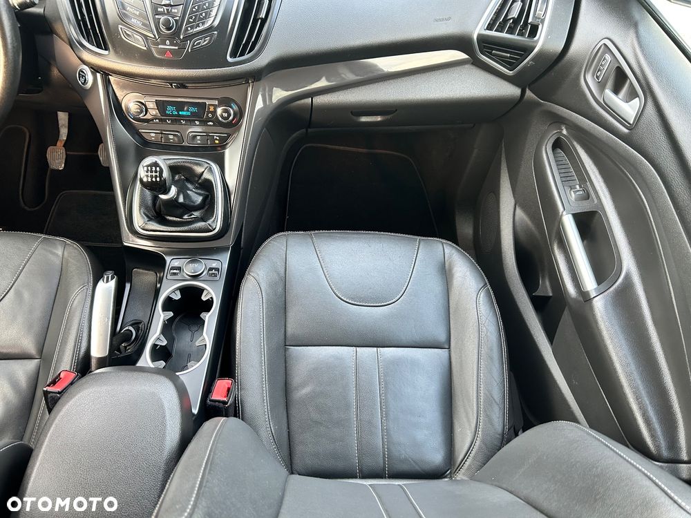 Ford Kuga 2.0 TDCi Titanium - 18