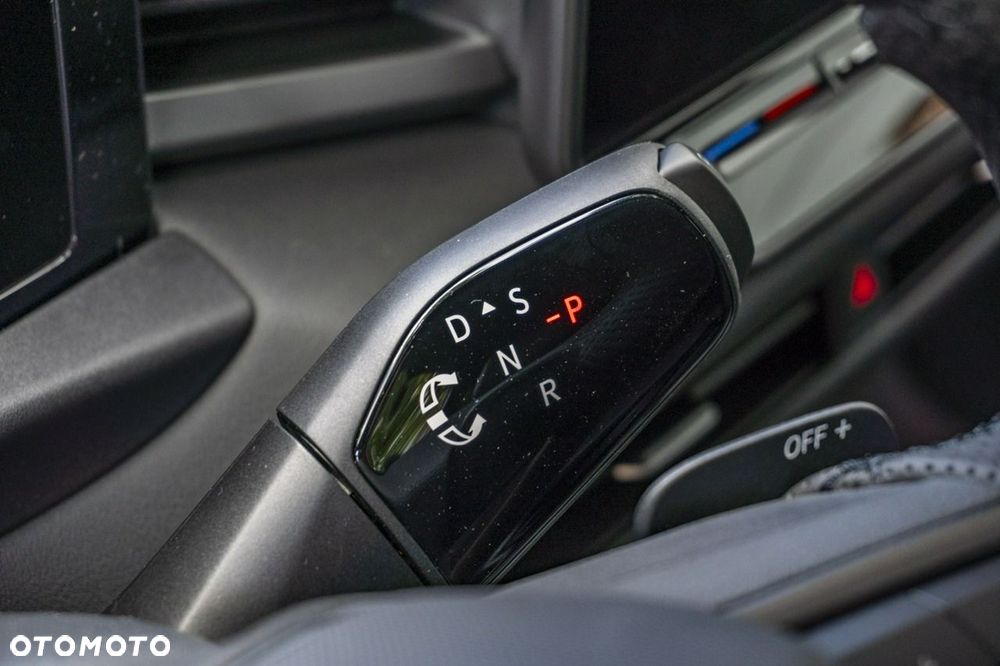Volkswagen T-Roc - 17