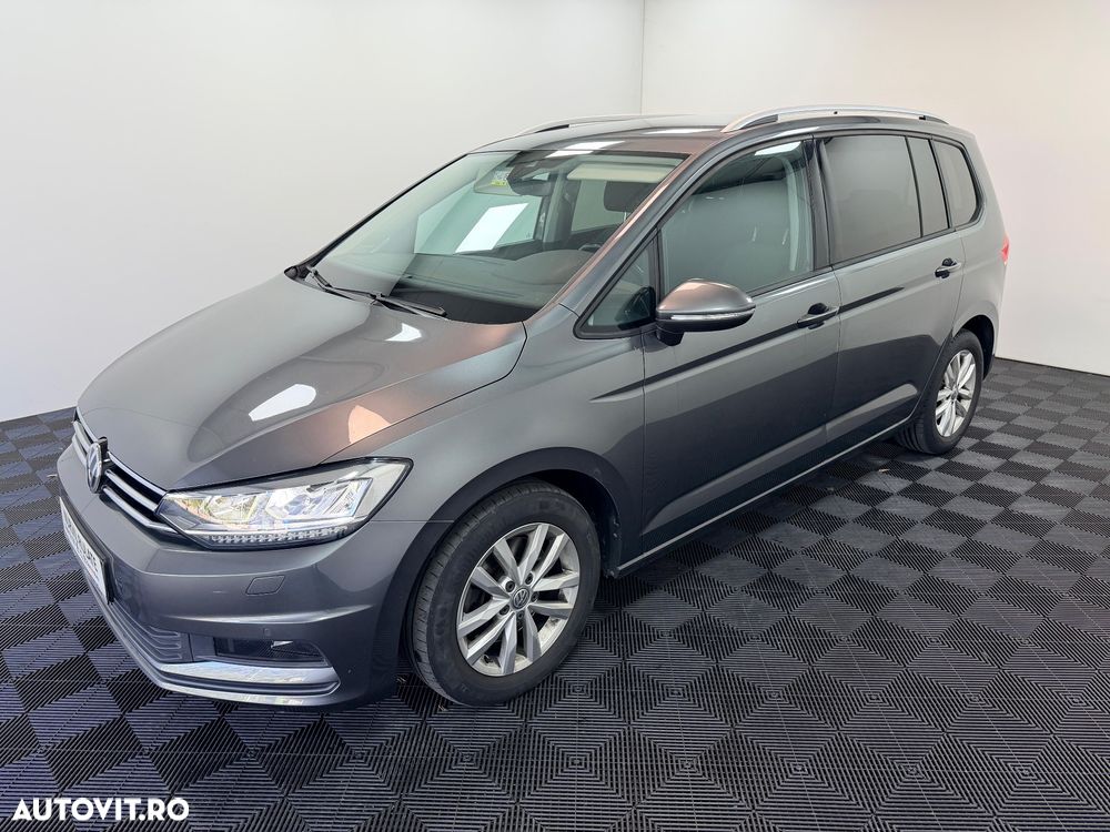Volkswagen Touran 2.0 TDI SCR (BlueMotion Technology) DSG Comfortline - 4