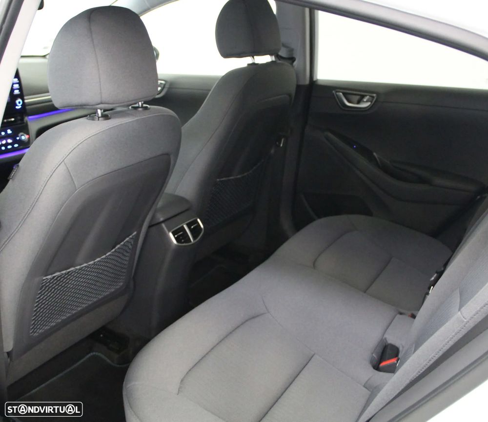 Hyundai Ioniq 1.6 GDI PHEV - 18