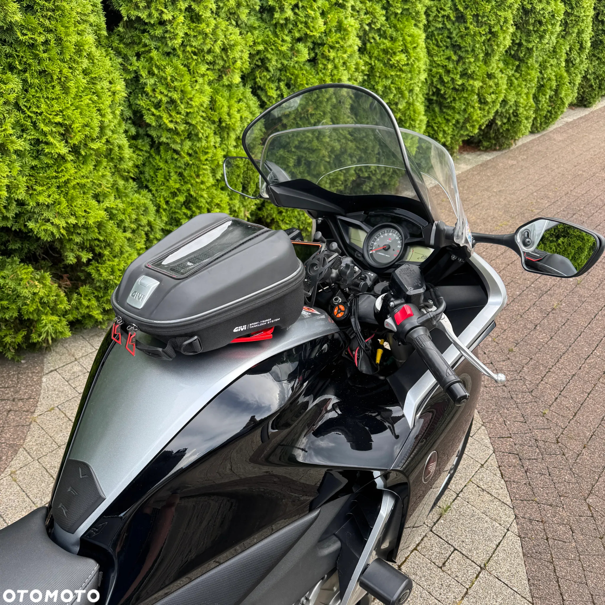 Honda VFR - 22