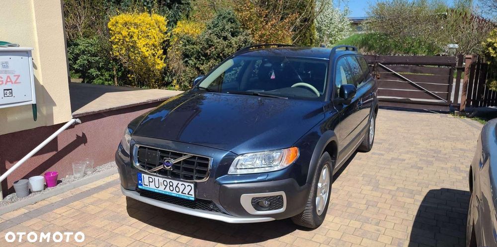Volvo XC 70 - 1