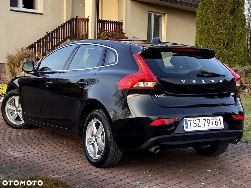 Volvo V40 D3 Momentum - 3