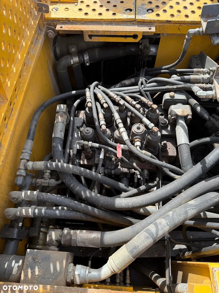 Volvo EC360 - 9