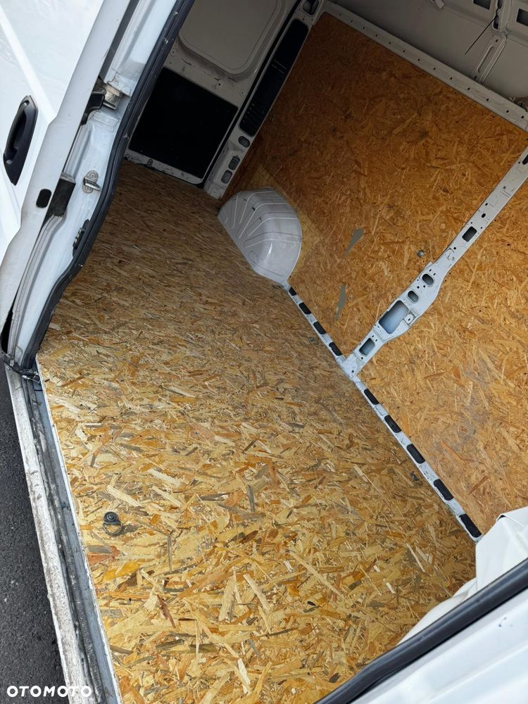 Opel Movano - 11