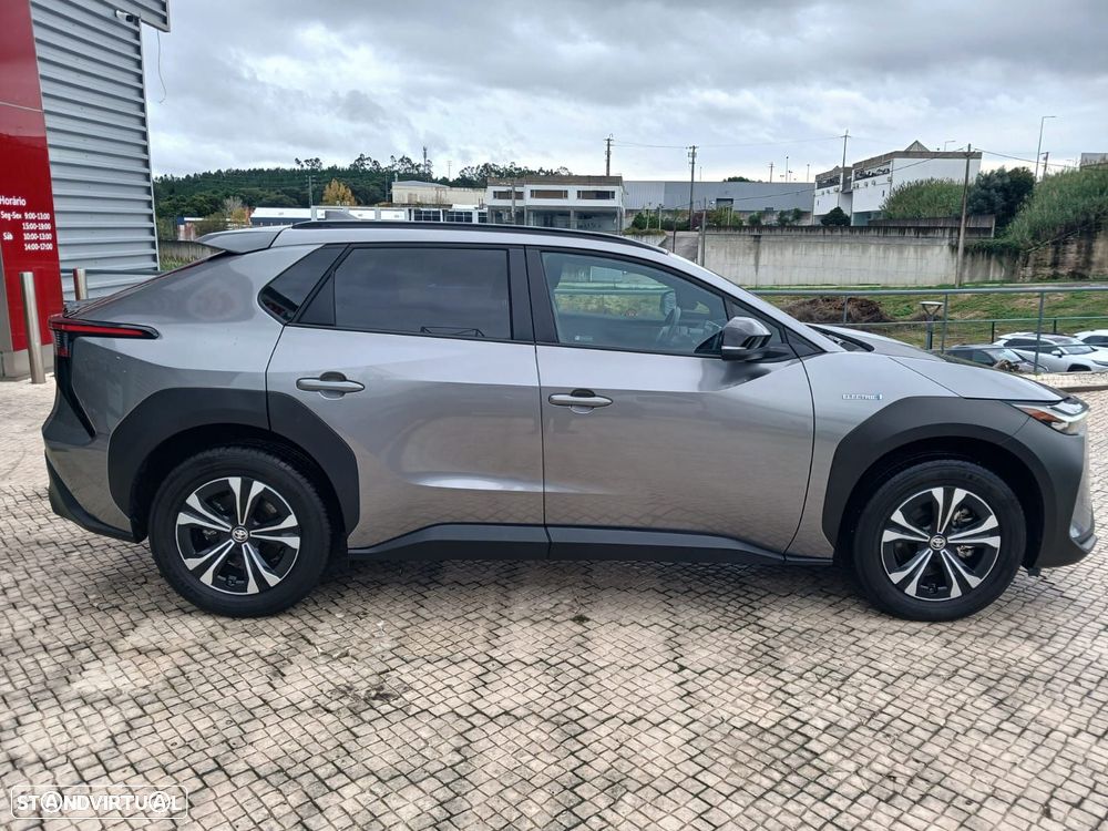 Toyota bZ4X 71,4 kWh Premium - 3