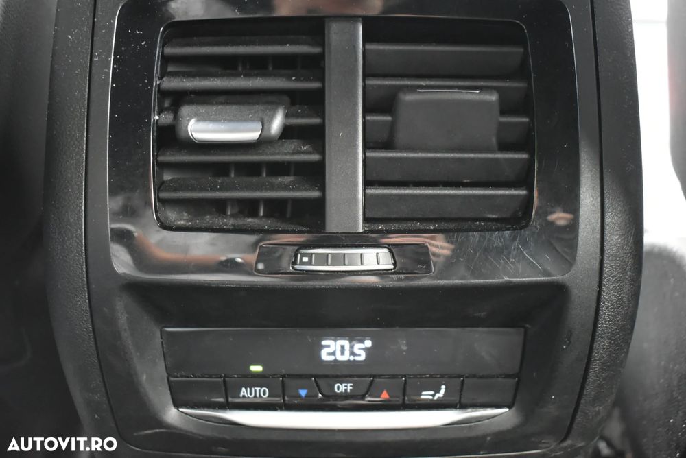 BMW X4 xDrive20i AT - 20