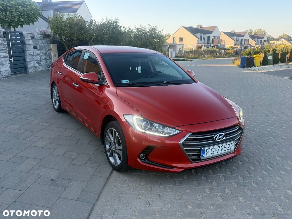 Hyundai Elantra 1.6 CRDi Style - 2
