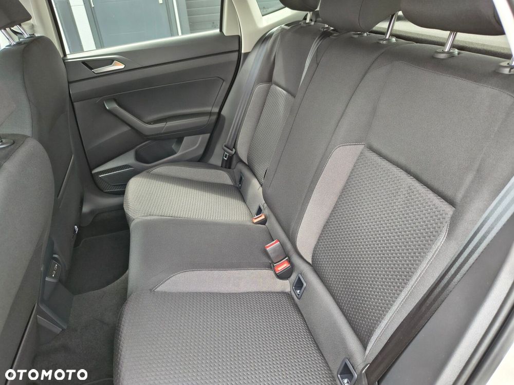 Volkswagen Polo - 25