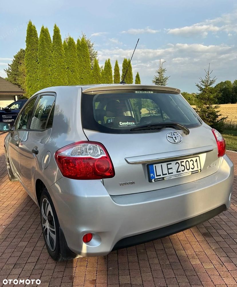 Toyota Auris - 8