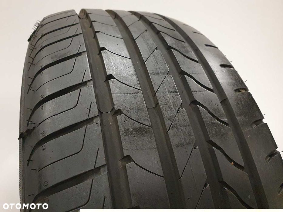 1x Opona letnia 215/55/16 GOODYEAR EfficientGrip - 93V 7.5mm - 1