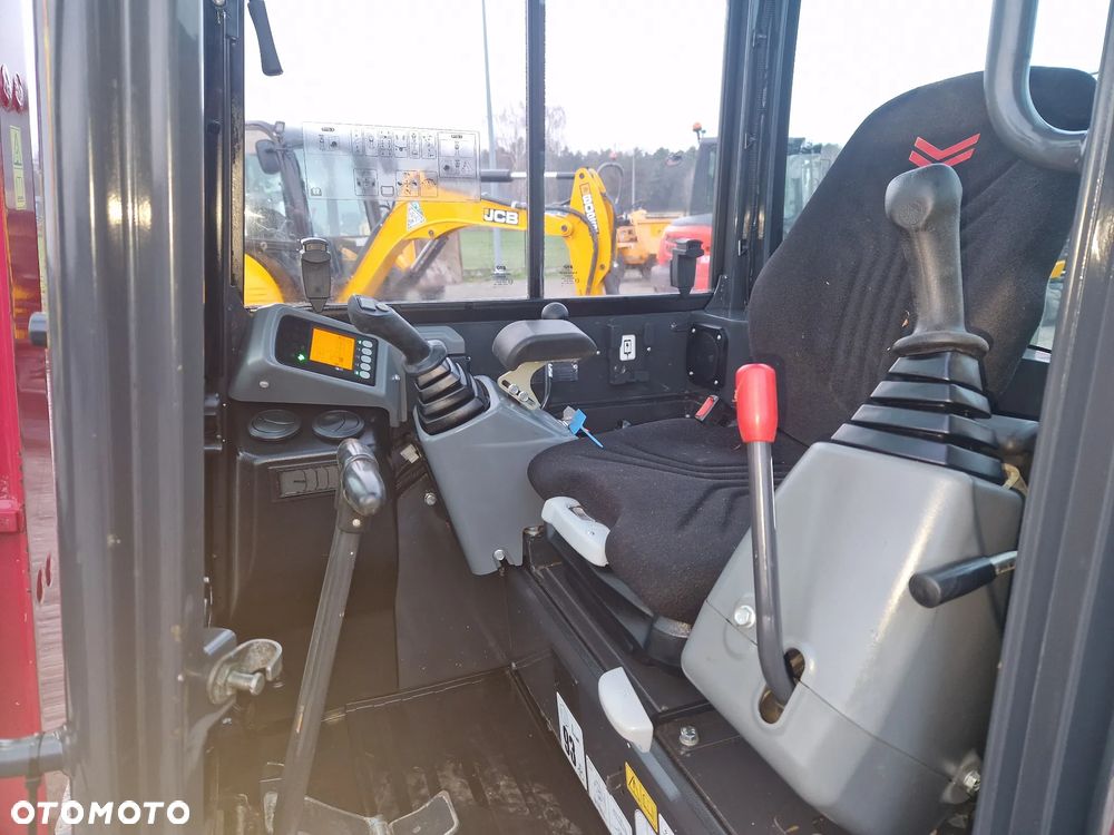 Yanmar VIO 27  SV 26 , Bobcat E 27 z , Kubota kx 037-4 , Volvo ECR 25D - 13