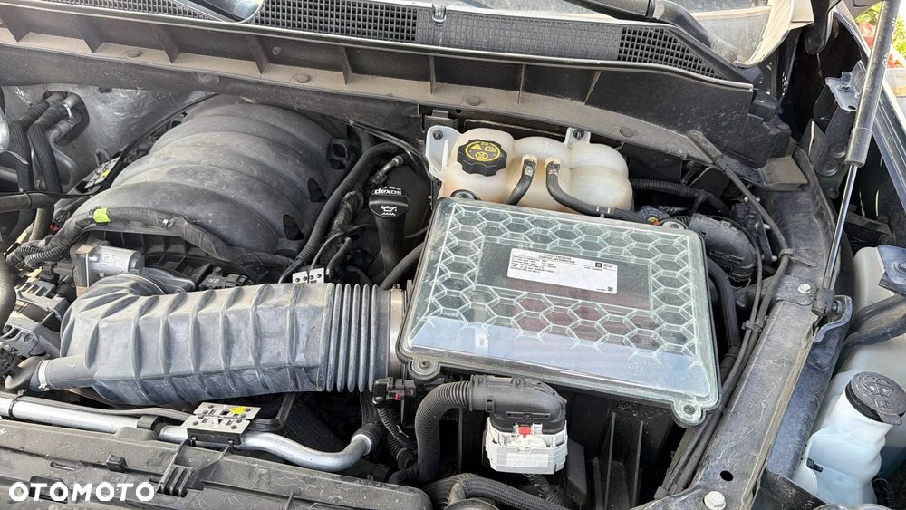 Chevrolet Silverado - 8