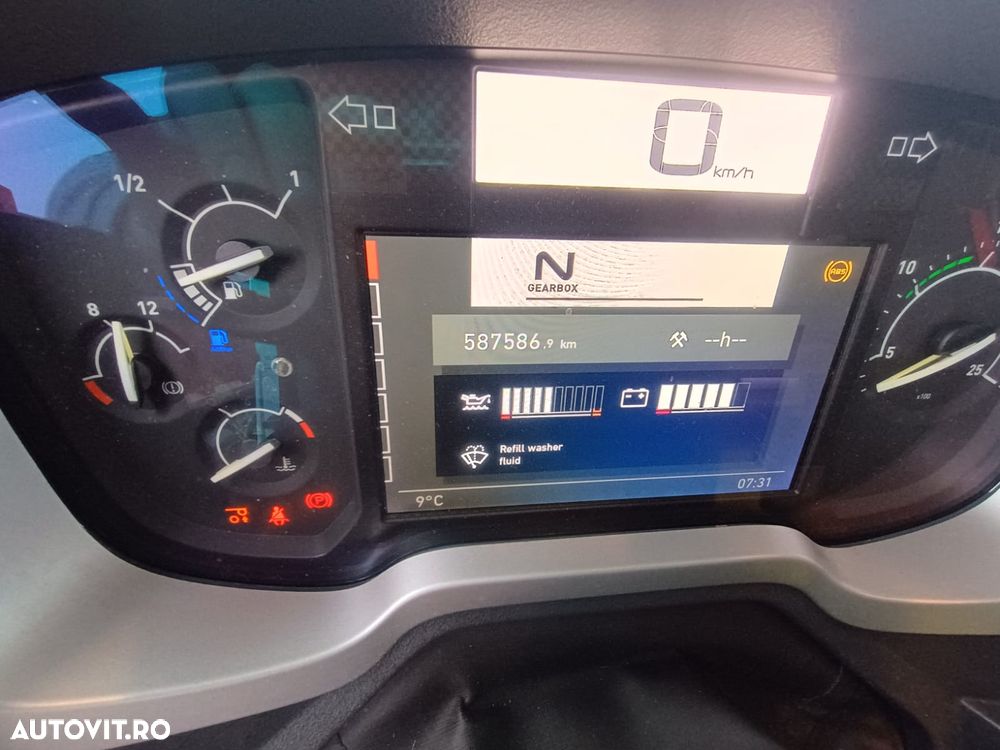 Renault T 440 / 6X2 / SOLO / CORTINĂ 9.5 M / I-PARK COOL / RIDICABIL / JANTE DIN ALIAJ / PUNȚĂ RIDICABILĂ - 33