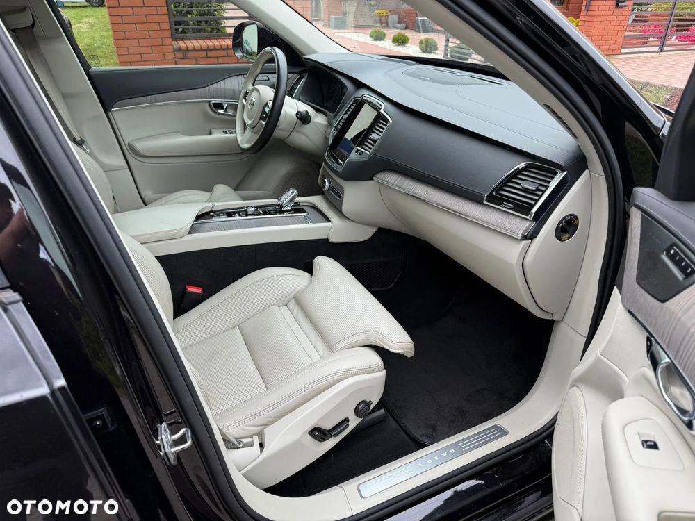 Volvo XC 90 D5 AWD Inscription 7os - 26