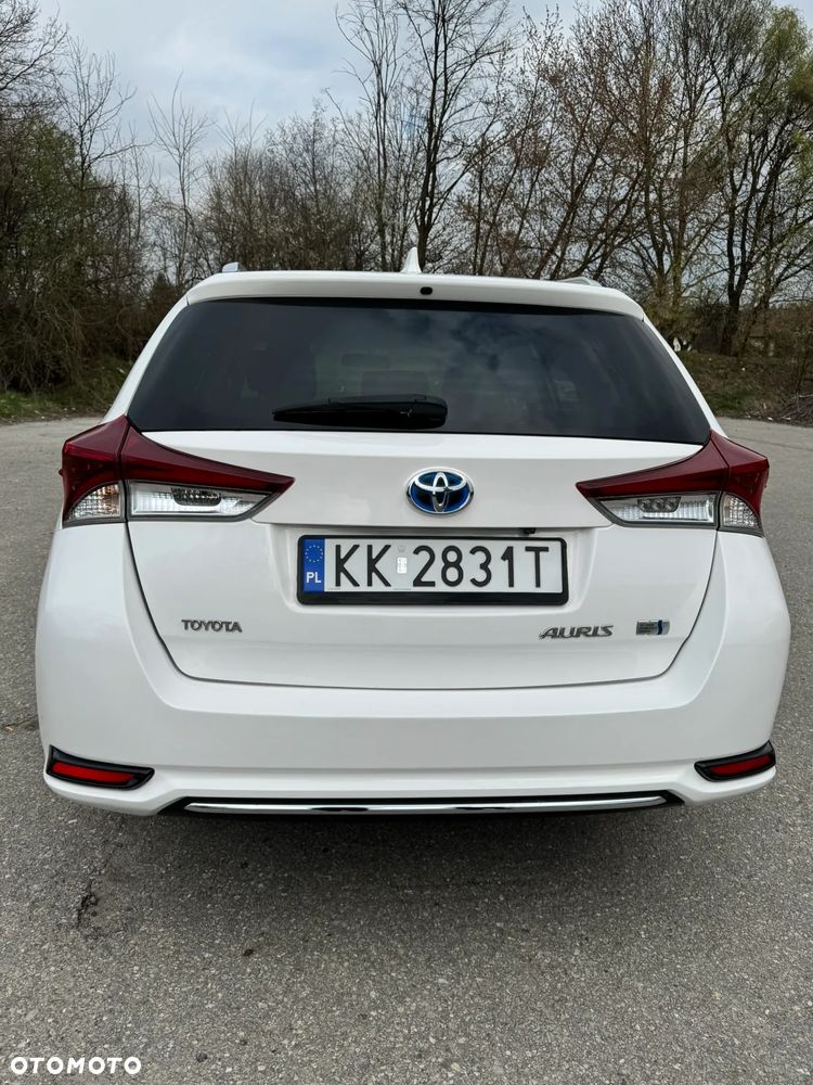 Toyota Auris - 2