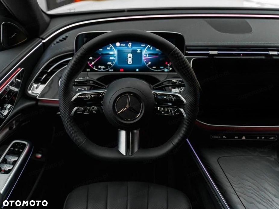 Mercedes-Benz Klasa E 220 d mHEV 4-Matic AMG 9G-Tronic - 12