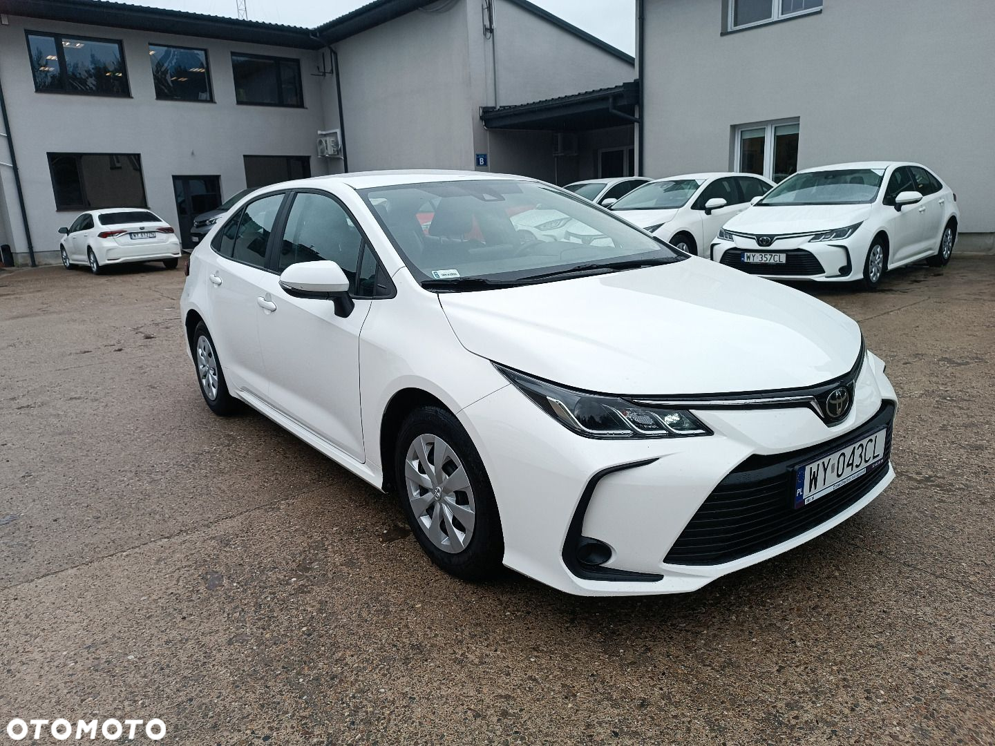 Toyota Corolla - 3