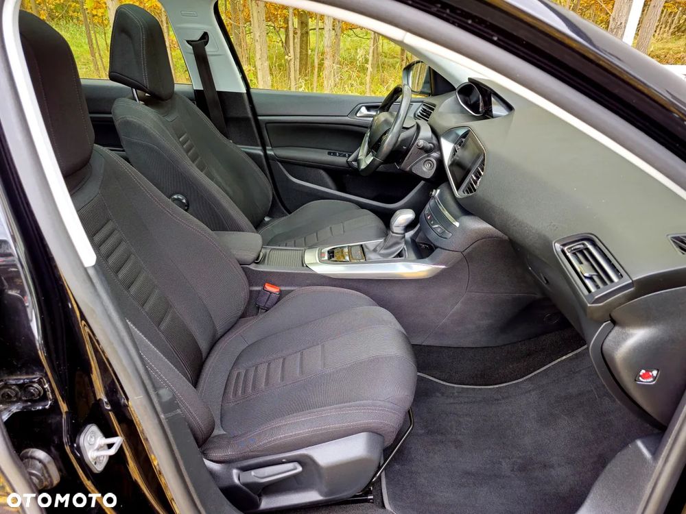 Peugeot 308 - 17
