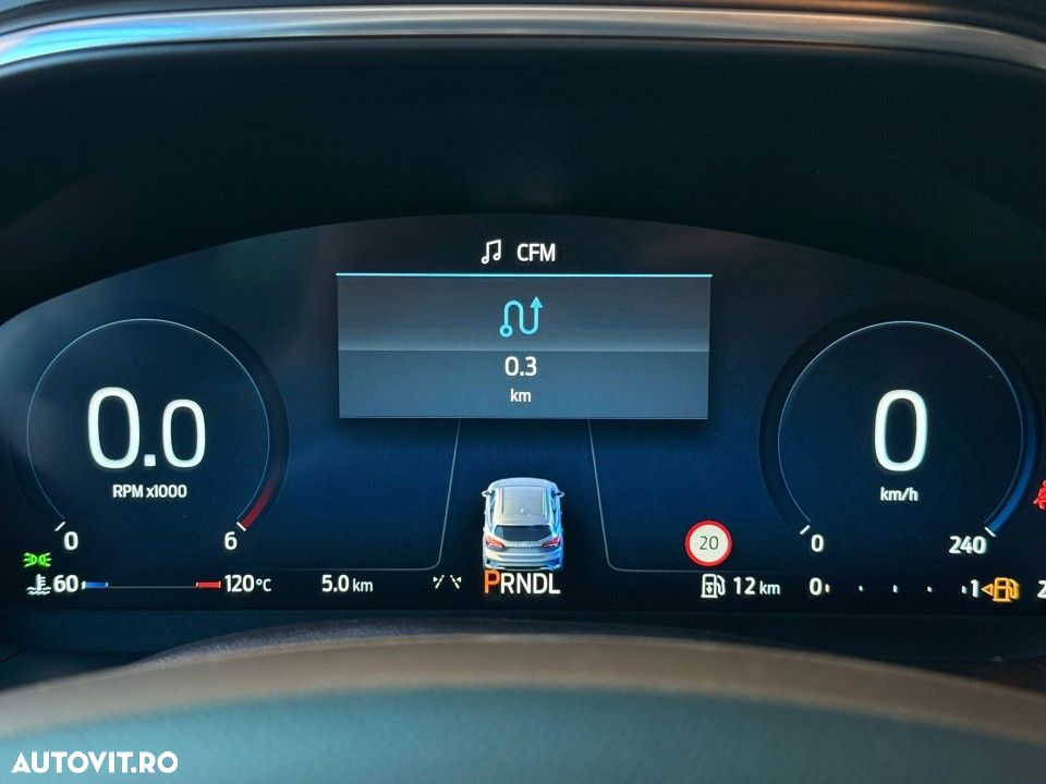 Ford Focus 1.5 EcoBlue 8AT Titanium - 14
