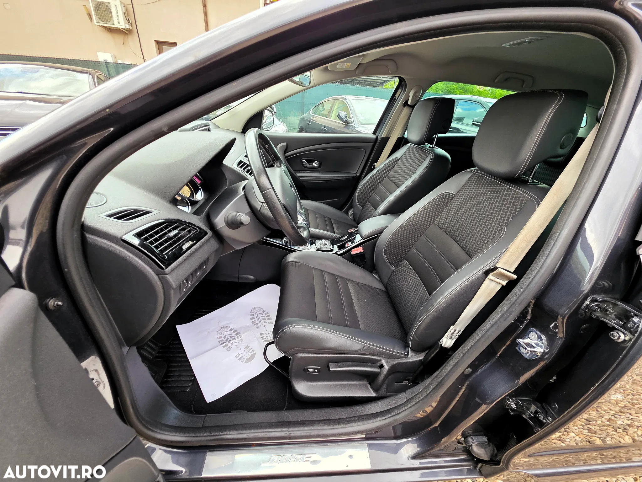 Renault Megane Grandtour ENERGY dCi 130 BOSE EDITION - 25