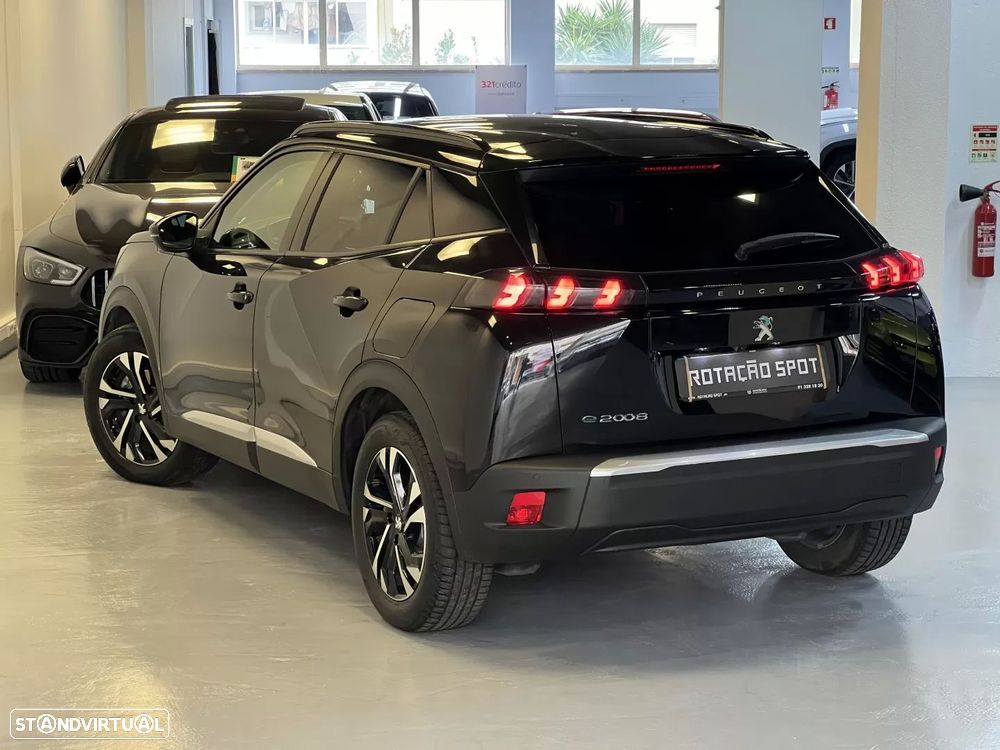 Peugeot e-2008 50 kWh Allure - 5