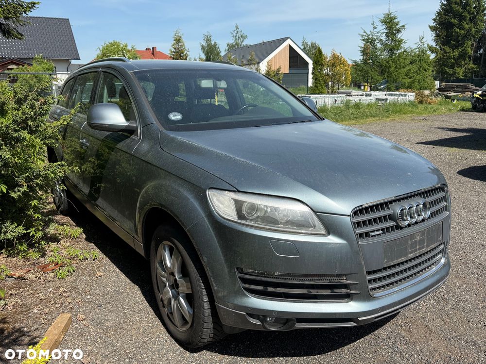 Audi Q7 - 9