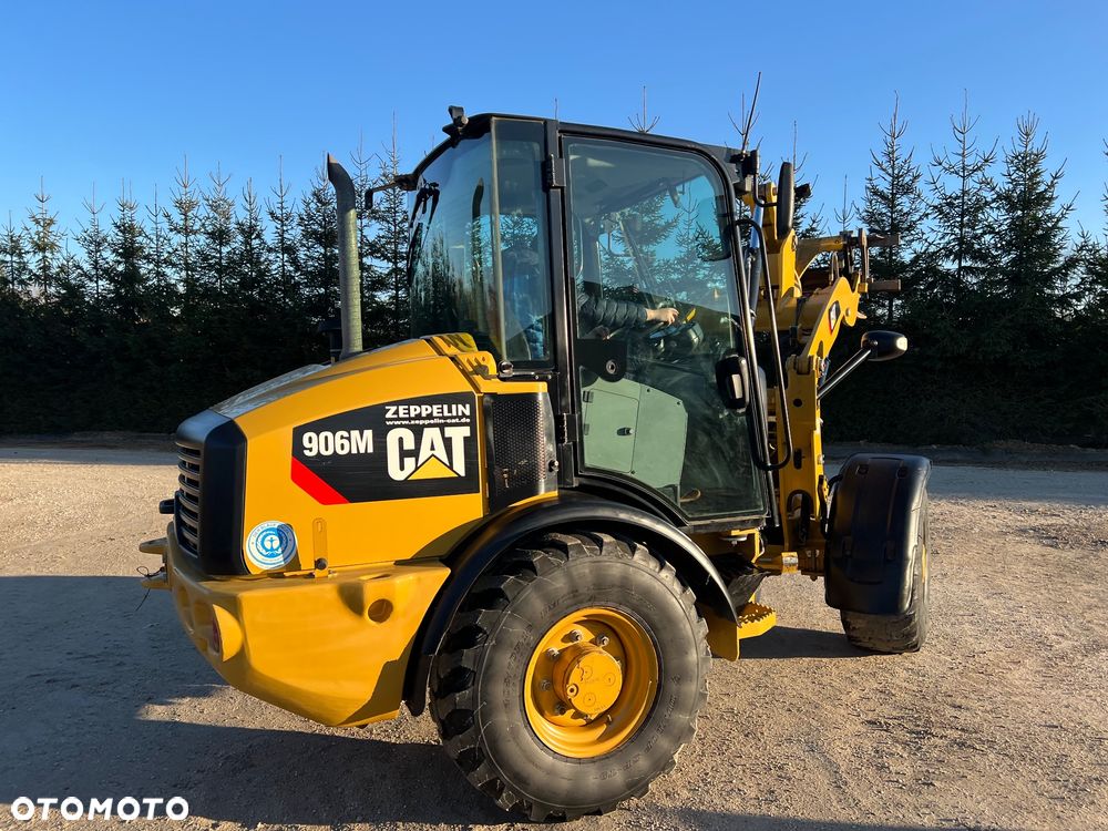 Caterpillar Ładowarka łamana 906M Cat łyżka widły 907 908 5 6 ton SZYBKOZŁĄCZE HYDRAULICZNE dodatkowe linie ZAMIATARKA za dopłatą - 10