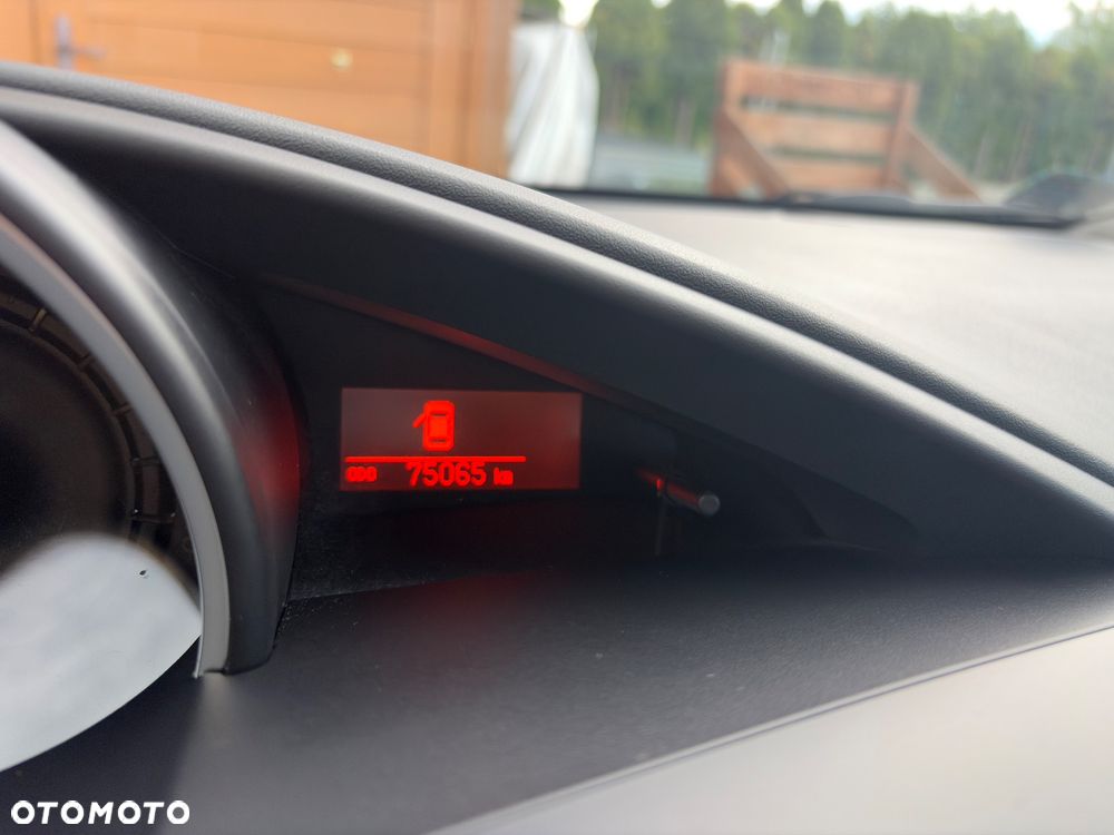 Toyota Verso 1.8 Premium 7os EU6 - 17
