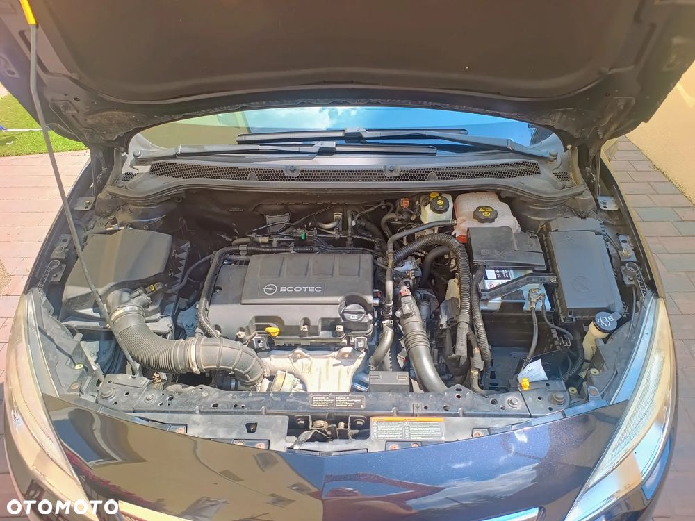 Opel Astra 1.4 T Sport - 32