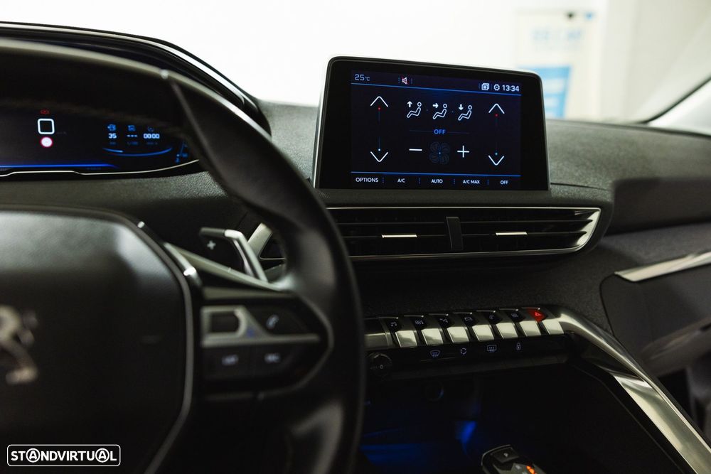Peugeot 5008 1.2 PureTech Allure EAT8 - 19