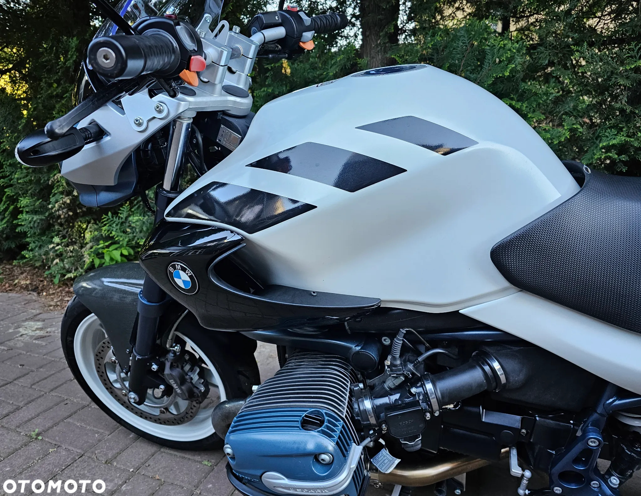 BMW R - 18