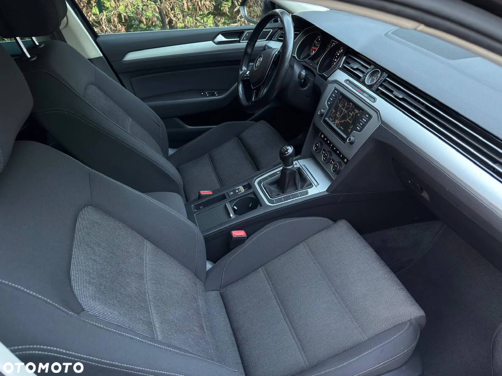 Volkswagen Passat Variant 1.4 TSI ACT (BlueMotion Technology) Comfortline - 8