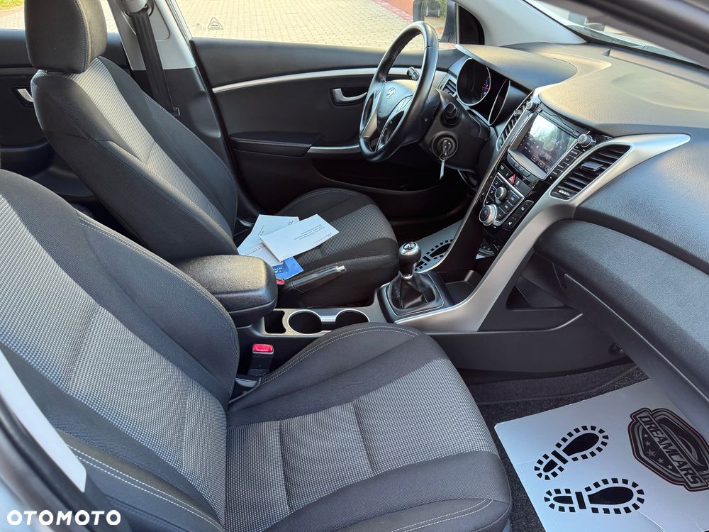 Hyundai i30 - 16