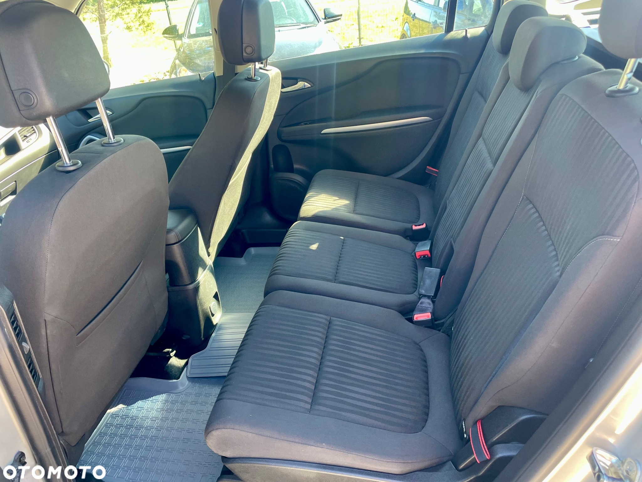 Opel Zafira 1.4 T Cosmo - 16